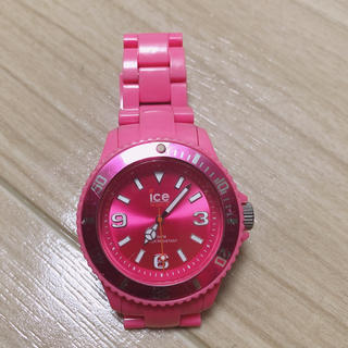 アイスウォッチ(ice watch)のICE Watch ショッキングピンク ピンク好きに 値下げしました‼︎(腕時計)