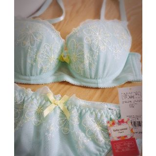 チュチュアンナ(tutuanna)のtutu anna⭐新品⭐ブラショーツセット⭐B65下着⭐かわいいパステル映え(ブラ&ショーツセット)