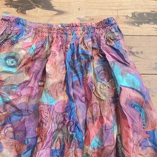 サンタモニカ(Santa Monica)のused 水彩画柄スカート(ひざ丈スカート)