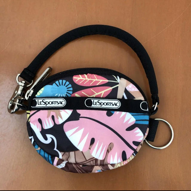 LeSportsac(レスポートサック)のハワイ限定 ワヒネフラ   OLIVIA 小物ケース レディースのファッション小物(キーケース)の商品写真