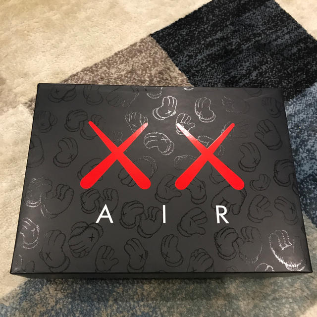 NIKE(ナイキ)のKAWS AJ4確認用 メンズの靴/シューズ(スニーカー)の商品写真