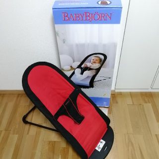 ベビービョルン(BABYBJORN)のベビービョルン　バウンサー　赤　リバーシブル(その他)