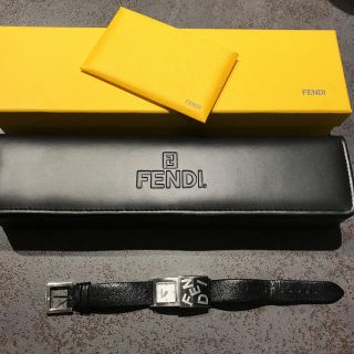 フェンディ(FENDI)のFENDI ダブルフェイス腕時計(腕時計)