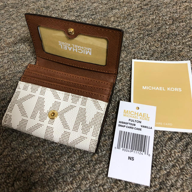 Michael Kors(マイケルコース)の七夕様専用ページです❗️ レディースのファッション小物(名刺入れ/定期入れ)の商品写真