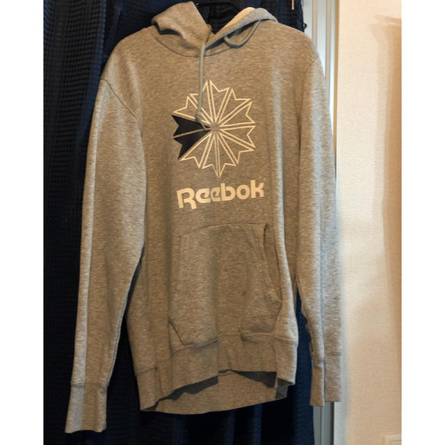 Reebok(リーボック)の☆ビッグロゴ☆スタークレスト☆リーボック☆パーカー プルオーバー サイズL メンズのトップス(パーカー)の商品写真