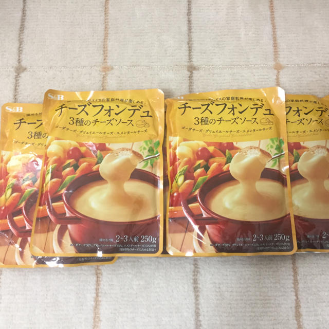 売れ筋　楽天　いちショップ｜ラクマ　チーズフォンデュと3種のチーズソースの通販　by
