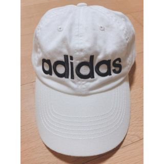 アディダス(adidas)のadidas帽子(キャップ)