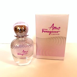 フェラガモ(Ferragamo)の美品 フェラガモ香水 アモ フラワーフル オーデトワレ 50ｍL(香水(女性用))