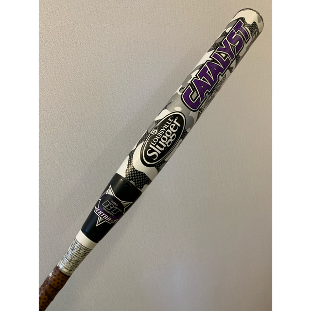 Louisville Slugger(ルイスビルスラッガー)のルイスビルスラッガー カタリスト 14ti ソフトボール トップ ミドル二本 スポーツ/アウトドアの野球(バット)の商品写真