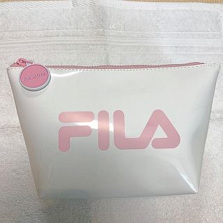 イニスフリー(Innisfree)のinnisfree x FILA 日本未発売 ポーチセット(その他)