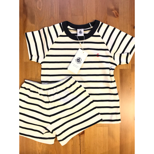 PETIT BATEAU(プチバトー)の☆SALE☆プチバトー マリニエール半袖パジャマ キッズ/ベビー/マタニティのキッズ服男の子用(90cm~)(パジャマ)の商品写真