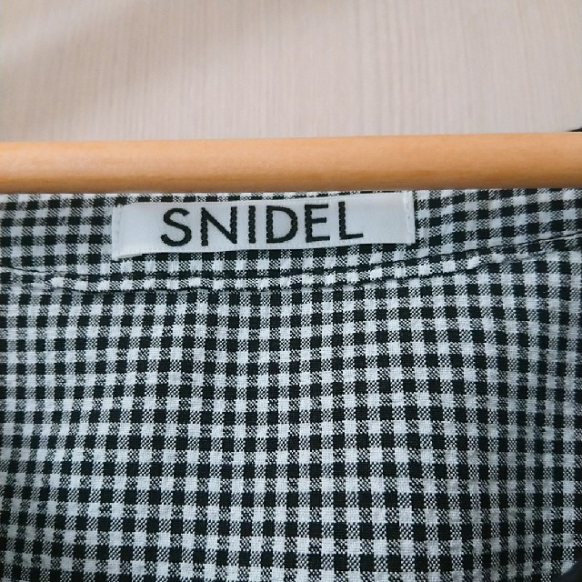 snidel オープンショルダーフリルブラウス