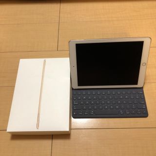 アイパッド(iPad)のiPad pro 9.7セルラーモデル 純正キーボード付き(タブレット)