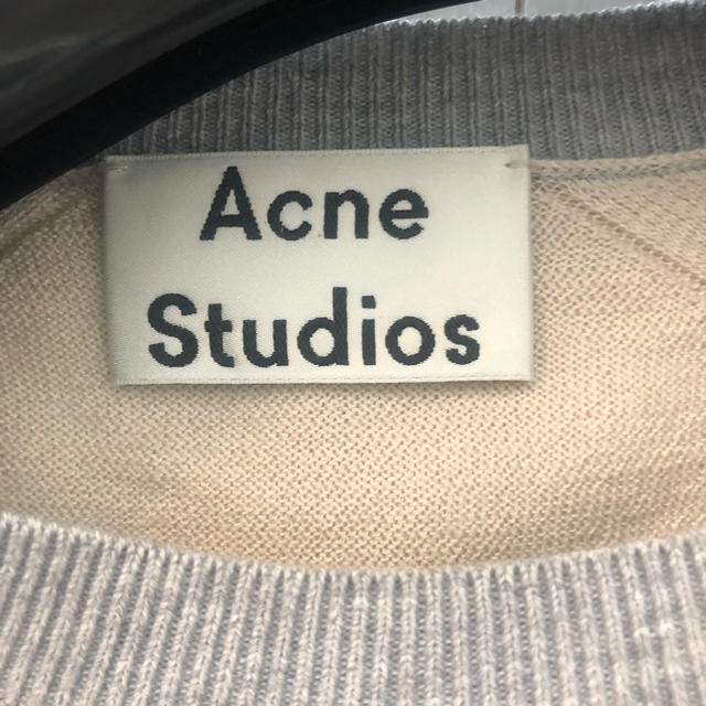 ACNE(アクネ)のアクネ ACNE 春夏 薄手デザインニット レディースのトップス(カットソー(長袖/七分))の商品写真