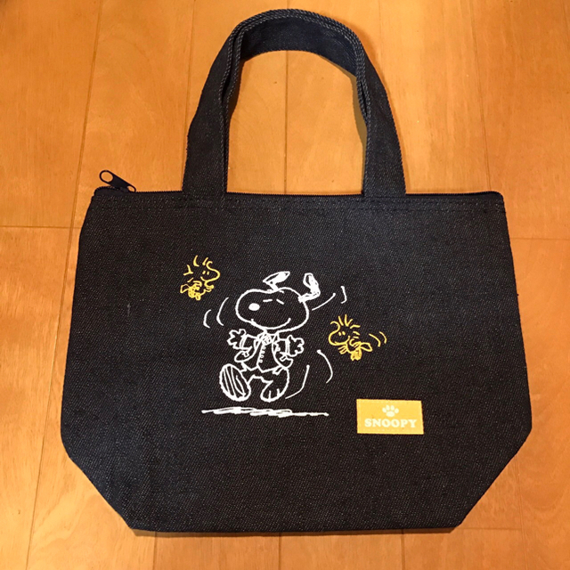 SNOOPY(スヌーピー)のスヌーピーランチバッグ レディースのバッグ(トートバッグ)の商品写真