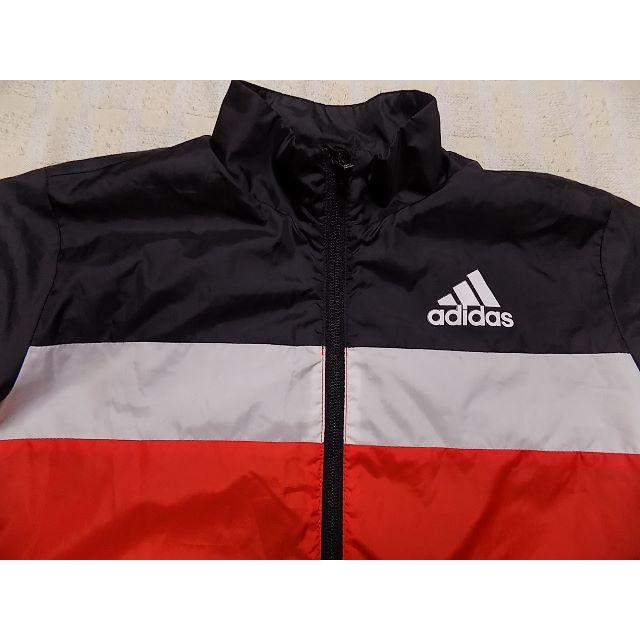 adidas(アディダス)のアディダス　赤×白×黒　裏起毛ジャンパー140 キッズ/ベビー/マタニティのキッズ服男の子用(90cm~)(ジャケット/上着)の商品写真