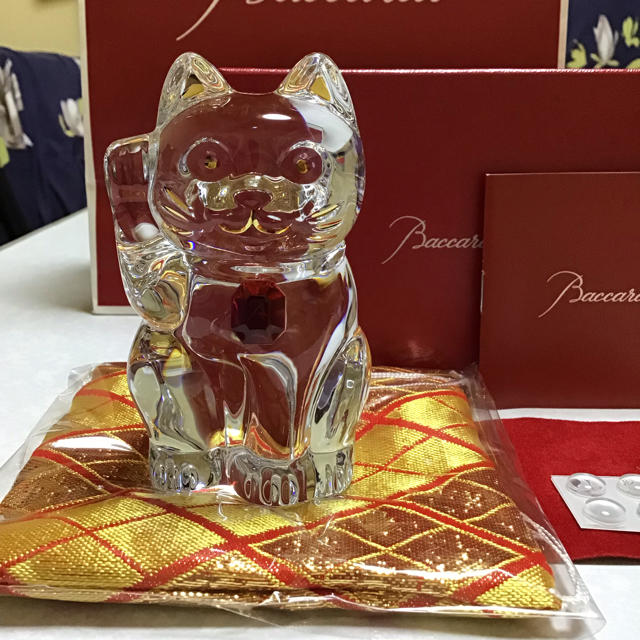 新製品は安い ♪バカラ 未使用 オクトゴン右手上げ幸運を呼ぶ招き猫 未