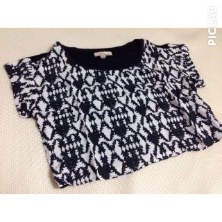 ベルシュカ(Bershka)のショート丈トップス(Tシャツ(半袖/袖なし))