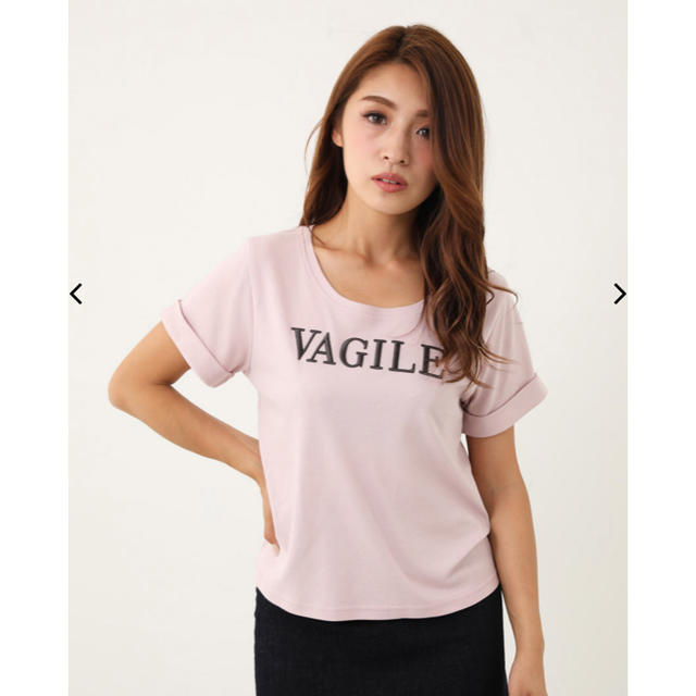rienda(リエンダ)のリエンダ 新品タグ付き  VAGILE ロゴT／SH レディースのトップス(Tシャツ(半袖/袖なし))の商品写真