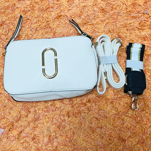 ショルダーバッグ MARC JACOBS風 ニセモノ レディースのバッグ(ショルダーバッグ)の商品写真