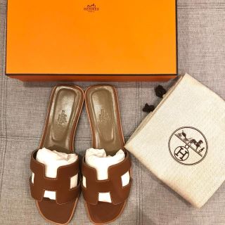 エルメス(Hermes)の新品未使用 ❣️ エルメス サンダル オラン ゴールド 39.5(サンダル)