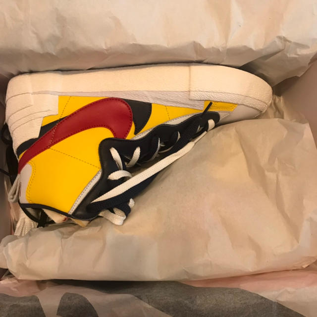 NIKE(ナイキ)の新品 NIKE×sacai BLAZER ナイキ サカイ ブレーザー 黄色 メンズの靴/シューズ(スニーカー)の商品写真