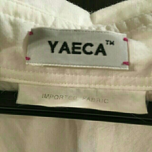 YAECA(ヤエカ)のyurimaru様専用　ヤエカyaeca　ロングシャツワンピース　白 レディースのワンピース(ロングワンピース/マキシワンピース)の商品写真