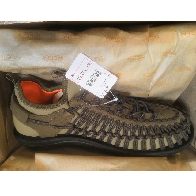 KEEN  UNEEK HT  28.0cm