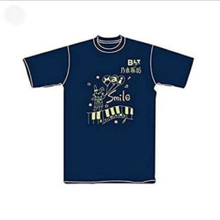 ノギザカフォーティーシックス(乃木坂46)の乃木坂46 ×B.L.T.2012コラボTシャツ白石麻衣 写真付 初期希少レアS(アイドルグッズ)