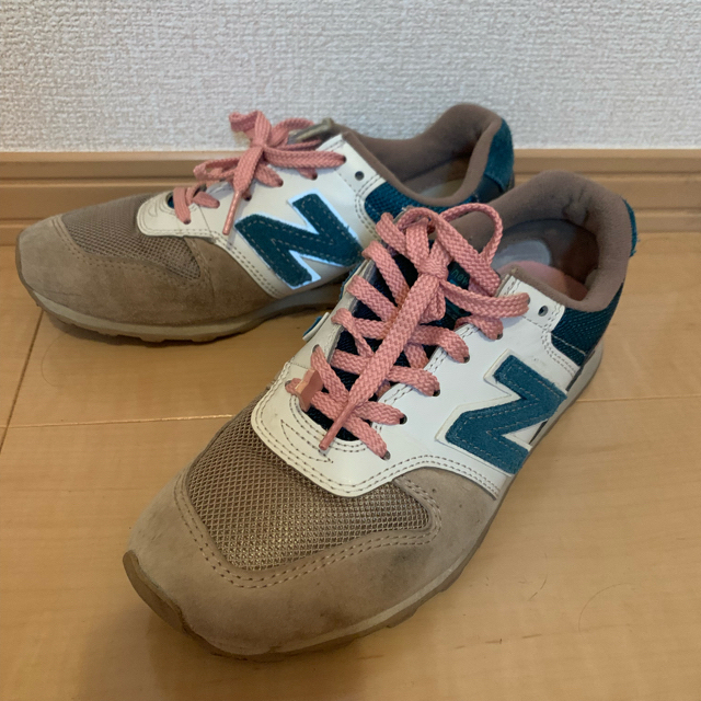 New Balance(ニューバランス)のニューバランス 996  スニーカー  23.5  7月に処分 レディースの靴/シューズ(スニーカー)の商品写真