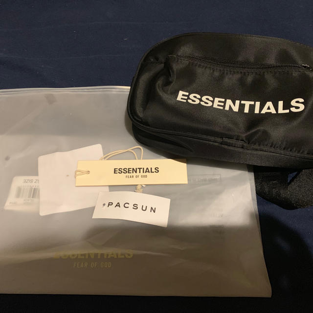 essentials  ボディバッグボディーバッグ