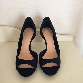 チャールズアンドキース(Charles and Keith)のブラック ❤︎パンプス 美品 35(ハイヒール/パンプス)