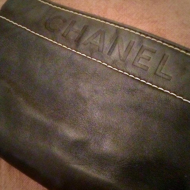 CHANEL(シャネル)のCHANELラムスキンチェーン付きポーチ レディースのバッグ(クラッチバッグ)の商品写真
