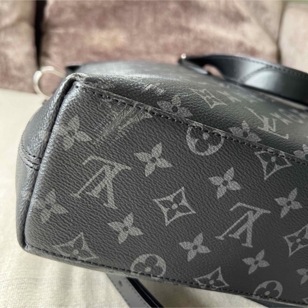 LOUIS VUITTON(ルイヴィトン)の40万円正規品 VUITTON ブリーフケースエクスプローラー モノグラム メンズのバッグ(ショルダーバッグ)の商品写真