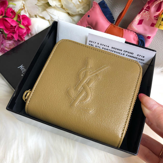 Saint Laurent - 未使用 イブサンローラン サンローラン 財布 ベージュ カーキの通販 by 薫子＠正規Brand品のみ ️