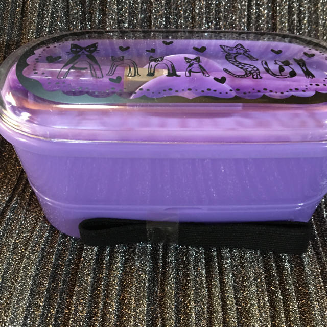 ANNA SUI(アナスイ)のアナスイ  ネコちゃん柄 2段 ランチ ボックス インテリア/住まい/日用品のキッチン/食器(弁当用品)の商品写真