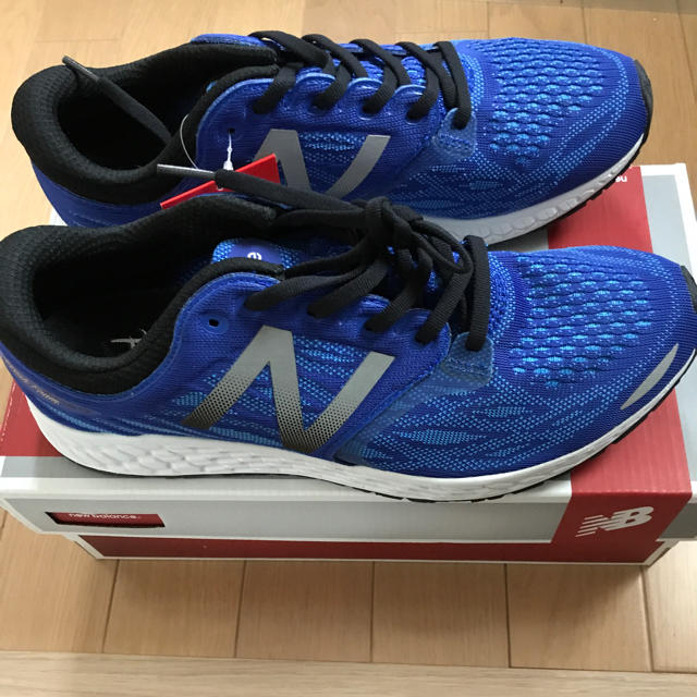 New Balance(ニューバランス)のニューバランス  ランニングシューズ 　　BLUE/SILVER 27cm メンズの靴/シューズ(スニーカー)の商品写真