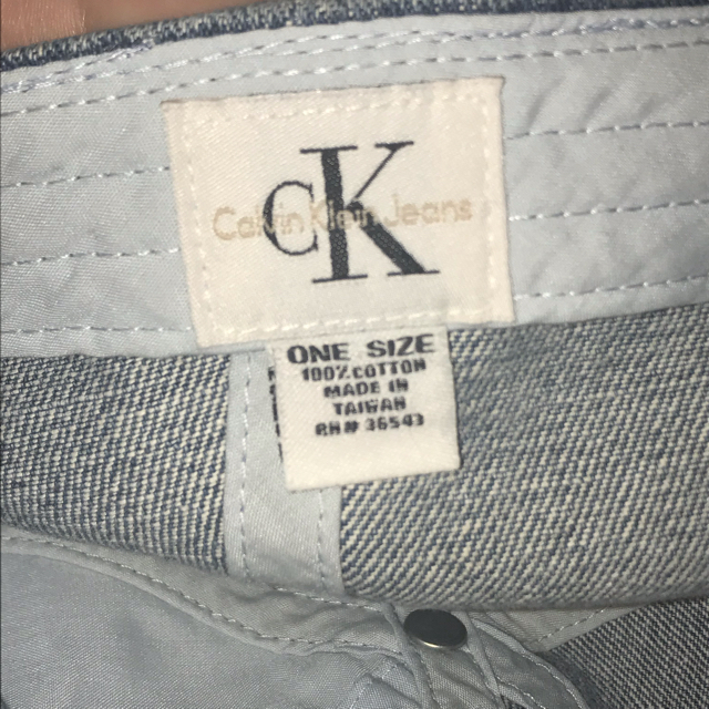 Calvin Klein(カルバンクライン)のキャップ Calvin Klein レディースの帽子(キャップ)の商品写真