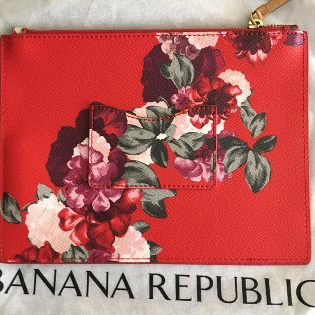 Banana Republic(バナナリパブリック)のバナリパポーチ  ❤️ラストサマーセール❤️ レディースのバッグ(クラッチバッグ)の商品写真