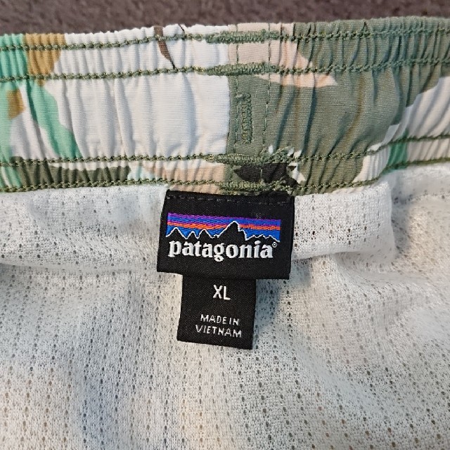 patagonia(パタゴニア)のパタゴニア　patagonia ボーイズXL　バギー　ショーツ キッズ/ベビー/マタニティのキッズ服男の子用(90cm~)(パンツ/スパッツ)の商品写真