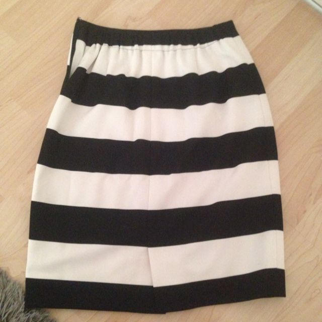JUSGLITTY(ジャスグリッティー)のジャスグリッティータイトスカート美品 レディースのスカート(ミニスカート)の商品写真