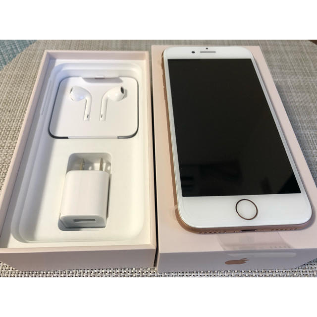 au(エーユー)のiphone8 64GB スマホ/家電/カメラのスマートフォン/携帯電話(スマートフォン本体)の商品写真