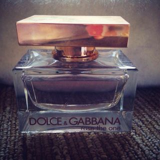 ドルチェアンドガッバーナ(DOLCE&GABBANA)のドルガバ ローズザワン香水50ml(香水(女性用))