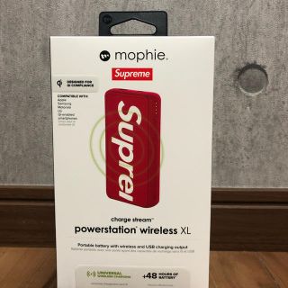 シュプリーム(Supreme)のsupreme モバイルバッテリー(バッテリー/充電器)