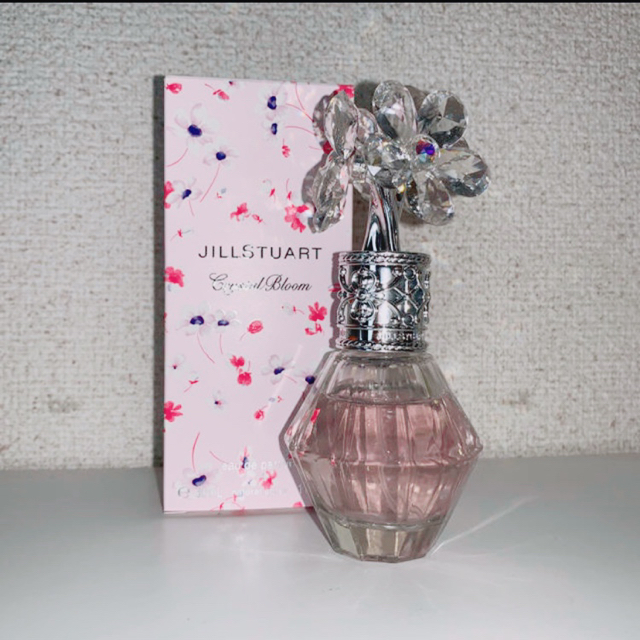 JILLSTUART(ジルスチュアート)のジルスチュアート クリスタルブルーム オードパルファン  コスメ/美容の香水(香水(女性用))の商品写真