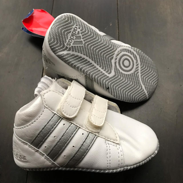 adidas(アディダス)のアディダス adidas ベビーシューズ 12cm キッズ/ベビー/マタニティのベビー靴/シューズ(~14cm)(スニーカー)の商品写真