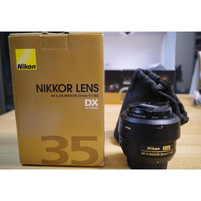 Nikon(ニコン)のNikon 単焦点 Nikkor AF-S DX 35mm f/1.8g スマホ/家電/カメラのカメラ(レンズ(単焦点))の商品写真