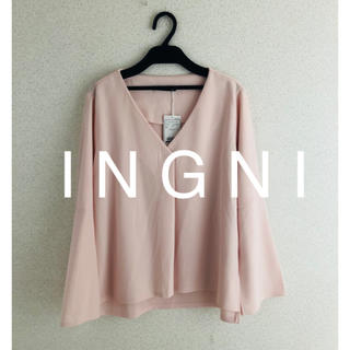 イング(INGNI)の新品★ I N G N Iイング★なし地ポンチ袖タックフレアー／ＴＯＰＳ(カットソー(長袖/七分))