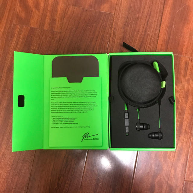 ［お盆 SALE］ Razer hammerhead PRO v2 1