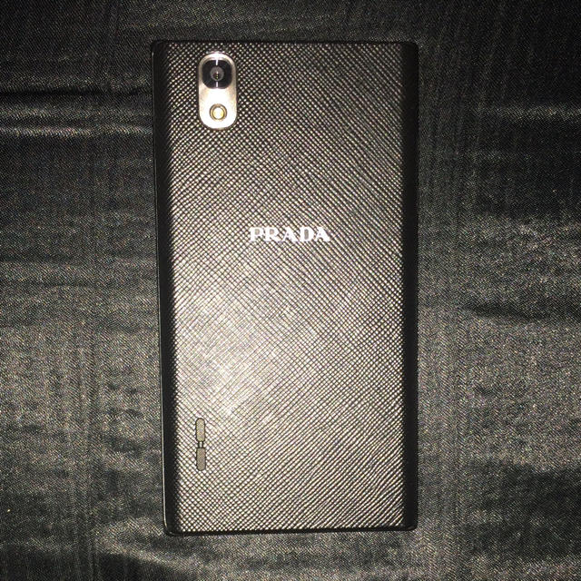 美品 ドコモ プラダフォン PRADA phone  L-02D 送料込み 1